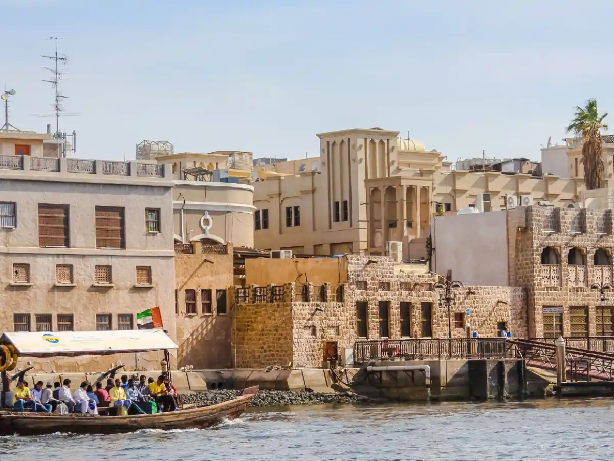 Deira à Dubaï : Explorer le cœur historique et les sites les plus attrayants