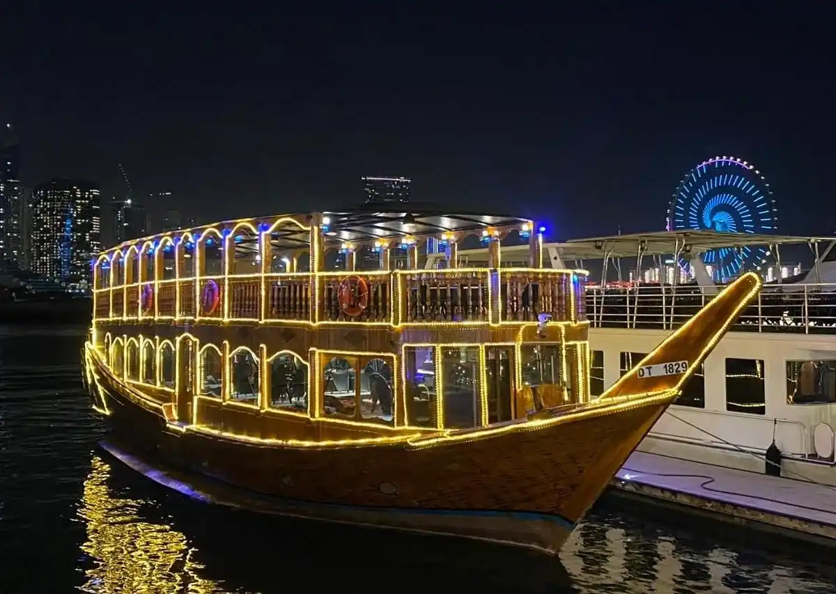 Expérience du dîner sur le navire Ocean Empress