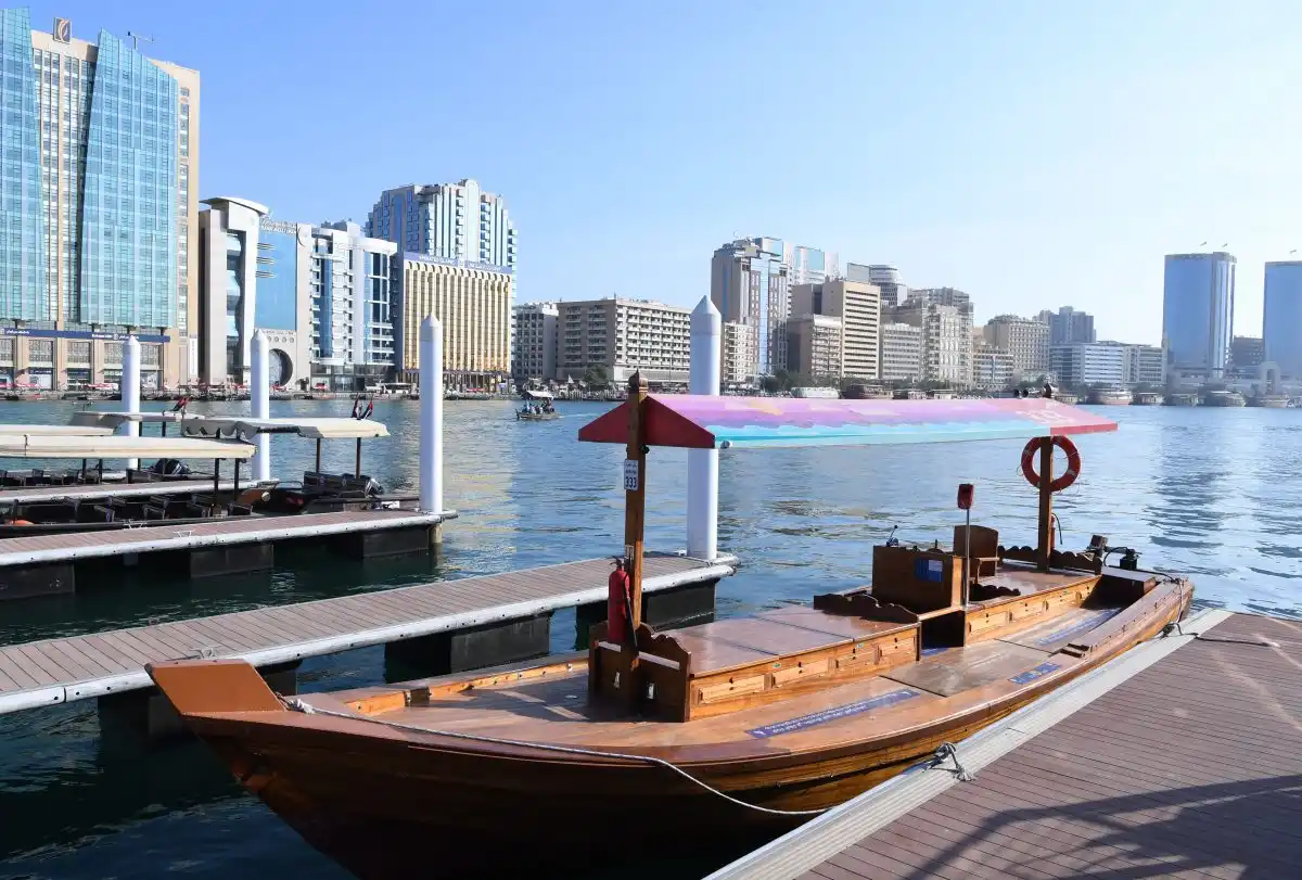 Paraan ng pag-access sa Dubai Creek at transportasyon