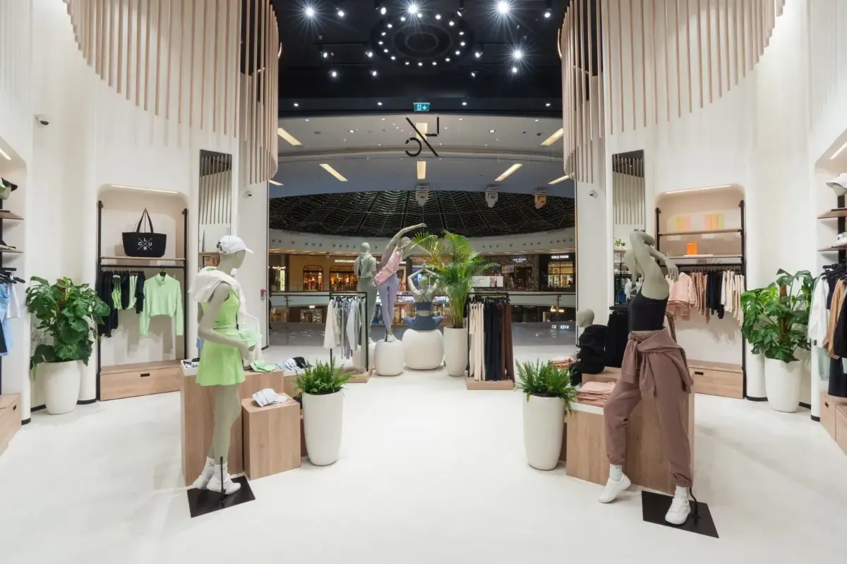 Centre commercial Marina Mall : shopping au bord du quai