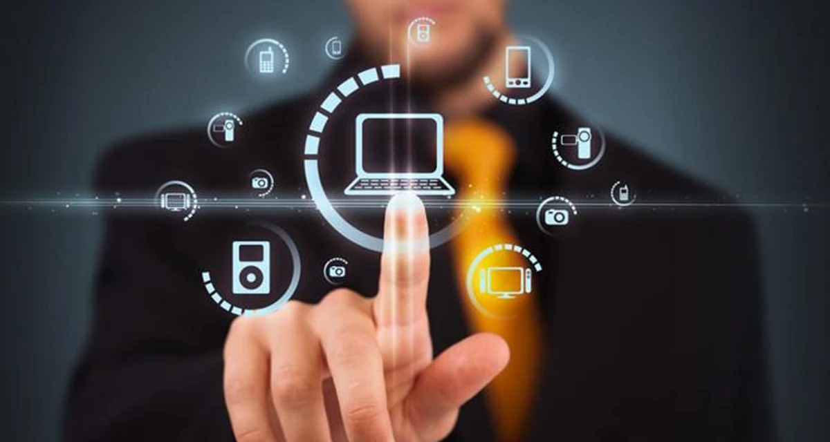 Formation étape par étape pour l'émission et le renouvellement du permis de conduire et de la carte de véhicule via les dispositifs intelligents de l'RTA.