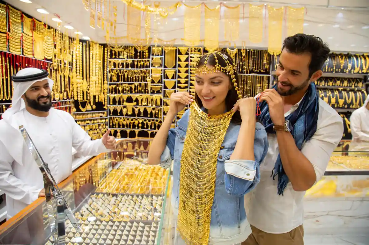 Types d'or et de bijoux sur le marché