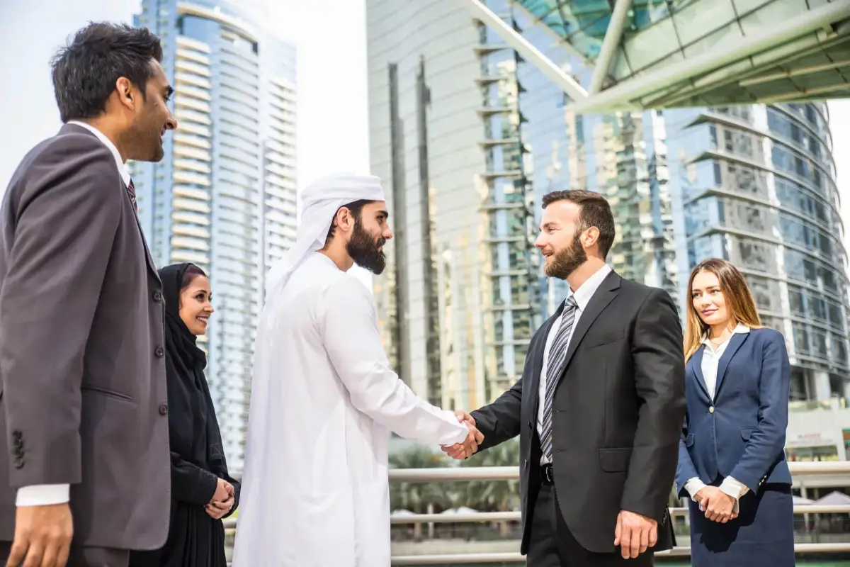 Tagal ng bisa at pagpapalawig ng visa sa trabaho sa Dubai