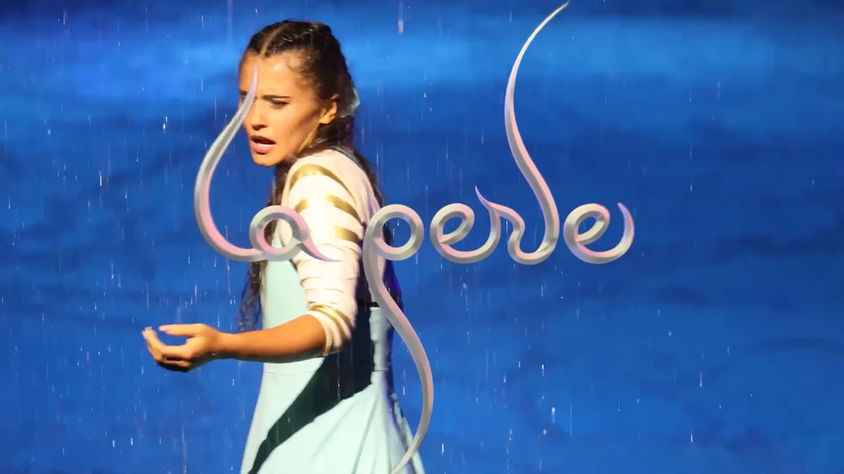 La Pearl: A Live Acrobatic and Water Show
