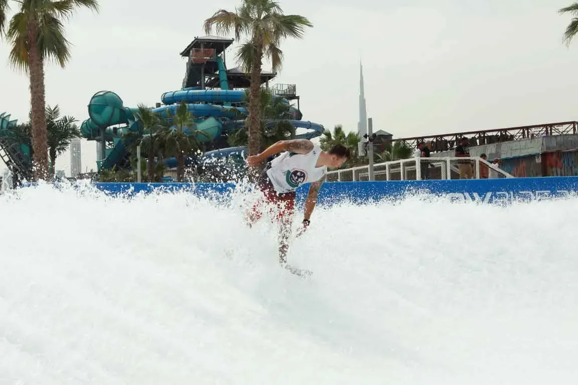 Simulierte Surferfahrung