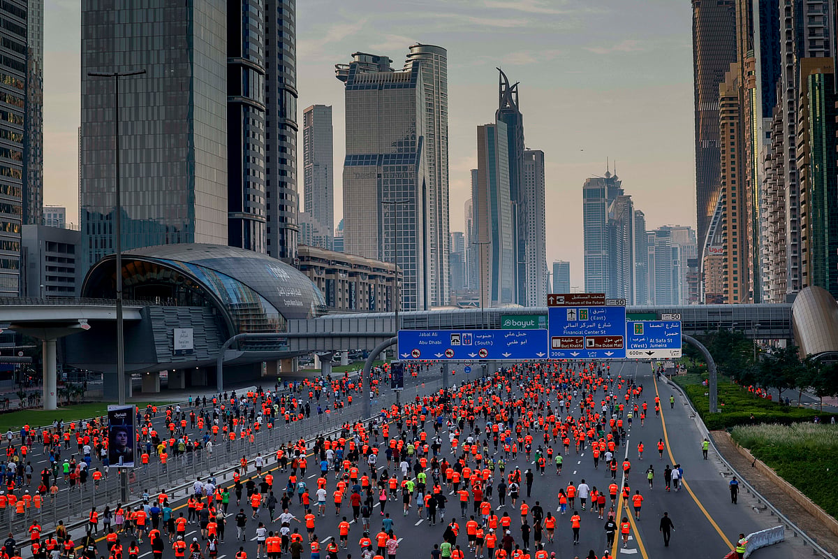 Organizzazione del settimo corso di corsa a Dubai nel 2025